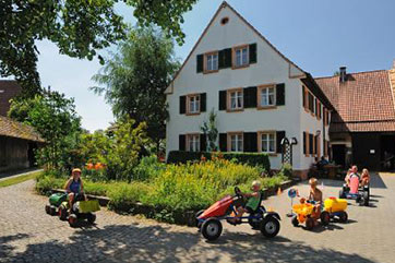 Family Farm, Ferienbauernhof-Moarhof
